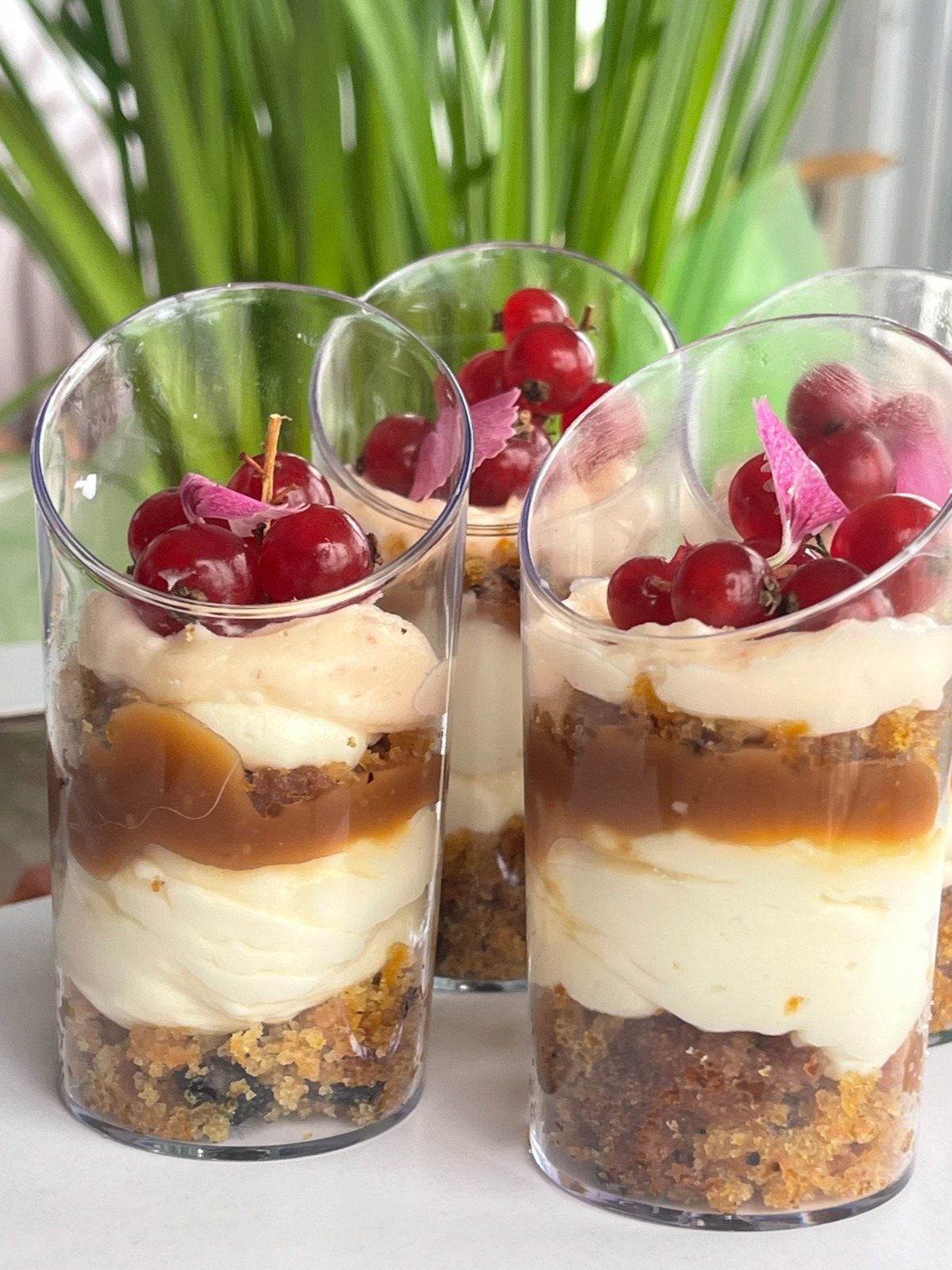 Caramel and cherry cup